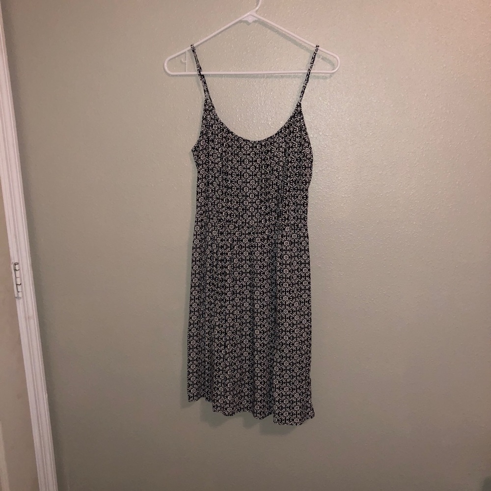 black and white floral spaghetti strap dress